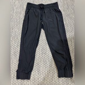 Lululemon Tearaway Pant Black Size 8